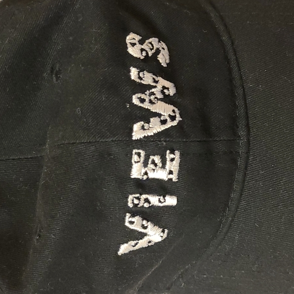 Drake Views Cap - Picture 2 of 5